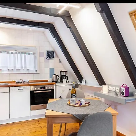 Elf Knusperhaeuschen Mitten Im Gruenen Holiday home Gartow