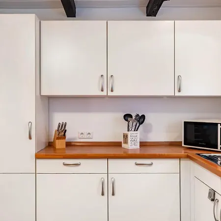 Holiday home Elf Knusperhaeuschen Mitten Im Gruenen Gartow